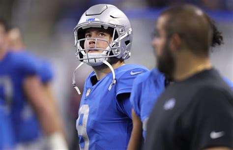 Detroit Lions: Should Matthew Stafford be playing?