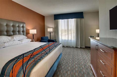 Drury Inn & Suites Iowa City Coralville Resort: Best Prices & Reviews | All Resorts