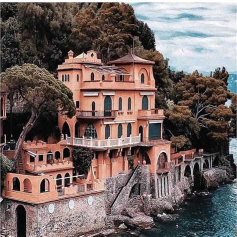 Castle by the sea Portofino, Italy #dreamhome | Travel pictures ...