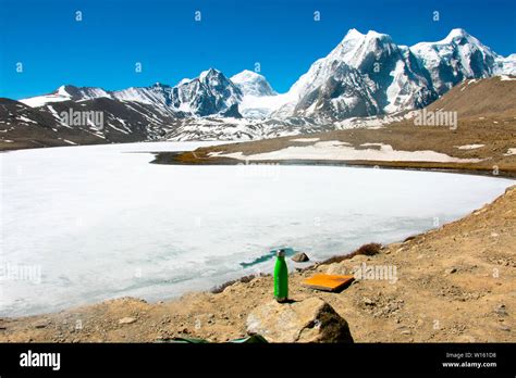 Gurudongmar lake - North Sikkim Stock Photo - Alamy