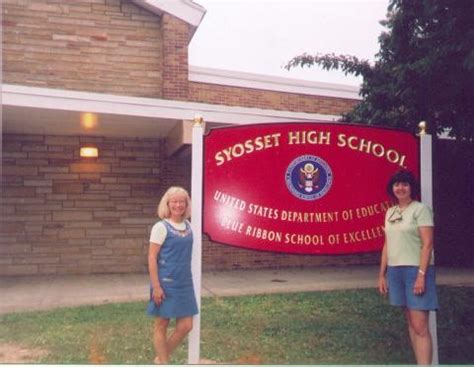 Syosset High School - Find Alumni, Yearbooks and Reunion Plans