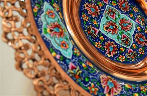 10 MOST FAMOUS SOUVENIRS OF IRAN