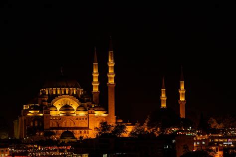 Süleymaniye Mosque Under Night Sky · Free Stock Photo