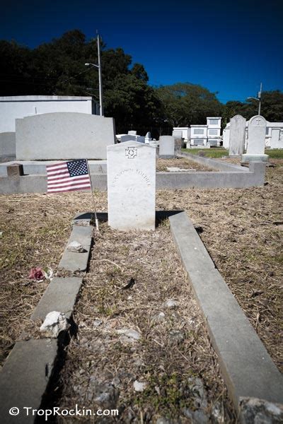 Key West Cemetery Photo Tour | Trop Rockin Magazine