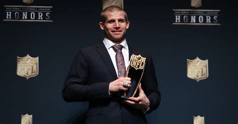 NFL Football: Nfl Comeback Player Of The Year Award