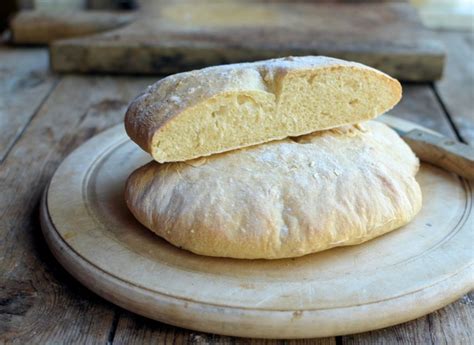 A Northumberland Cottage Kitchen Recipe: Stotty Cake (Stottie Cake)