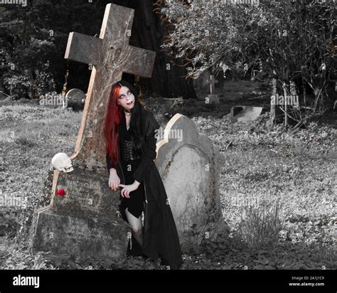 Gothic Cemetery Wallpaper