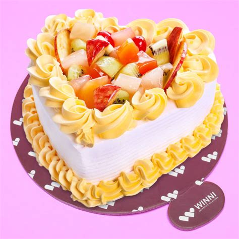 Delectable Fruit Heart Cake | Winni