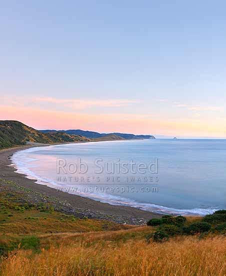 Port Awanui and Te Wharau Beach pre dawn sunrise. East Cape and East ...