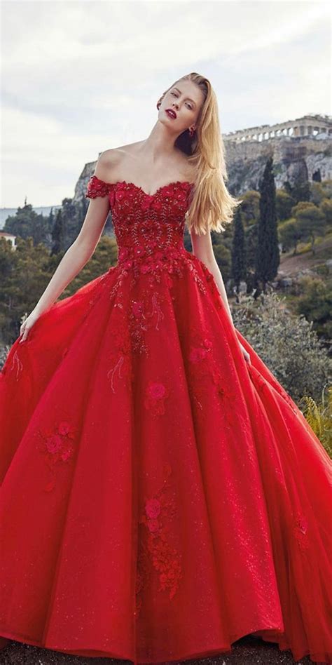 Red Wedding Dresses: 18 Lovely Options For Brides | Trouwjurk, Trouwen