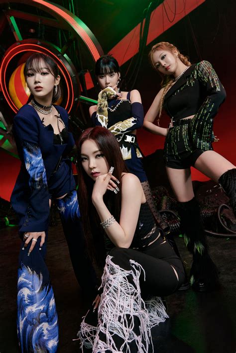 aespa Savage Teaser Photos 5 (HD/HQ) - K-Pop Database / dbkpop.com