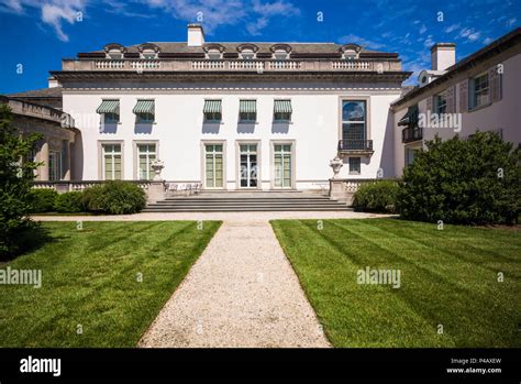 Dupont mansion delaware hi-res stock photography and images - Alamy