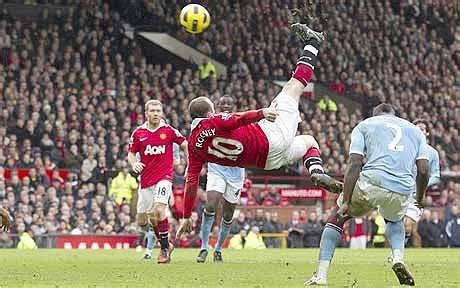 Wayne Rooney bicycle kick