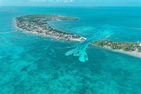 Barefoot in Belize: A Trip to Caye Caulker | Dreams Abroad