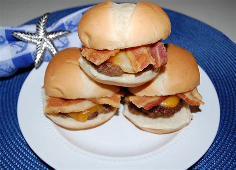 Bacon Cheeseburger Sliders | Cooking Mamas