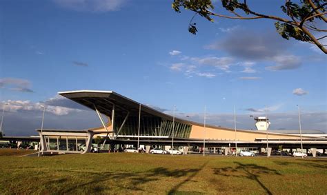 Senai International Airport welcomes foreign travellers as border reopens - klia2 info