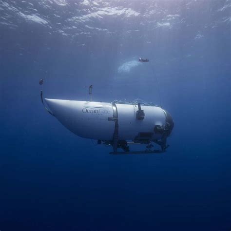 Missing Titanic Tourist Submarine With Billionaire Aboard Is Still ...