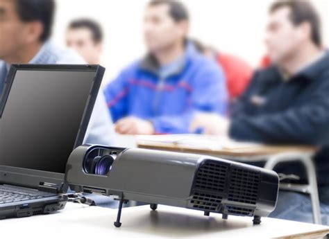What is a Document Camera Projector? (with pictures)