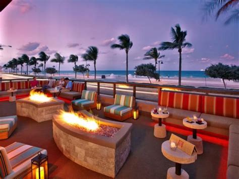 Savor the Sun: Where to Eat in Palm Beach | Fort lauderdale beach ...