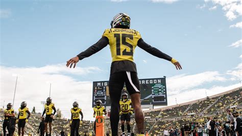 Oregon Ducks receive positive injury update for WR Tez Johnson