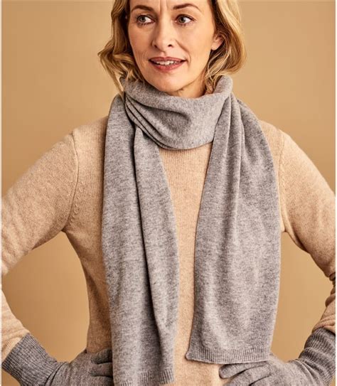 Grey | Womens Cashmere Merino Classic Scarf | WoolOvers UK