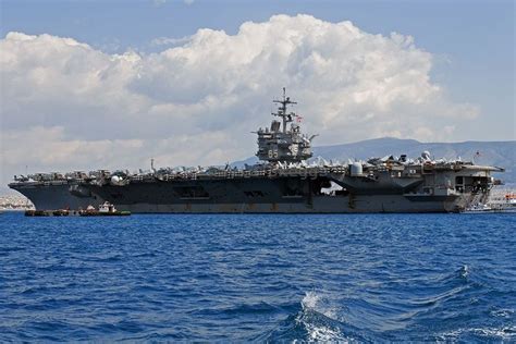 USS Enterprise (CVN-65): Photos, History, Specification