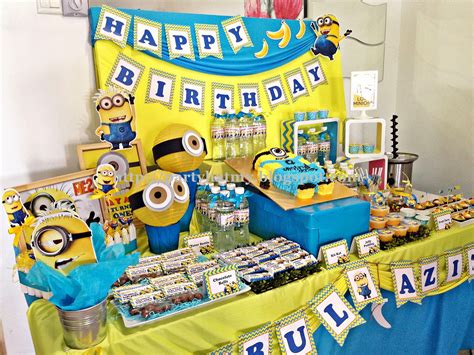 Party Hat: Minions 1st Birthday Party