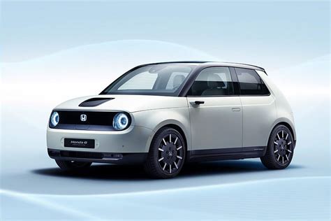 Honda’s adorable EV prototype is looking more and more like a real car ...