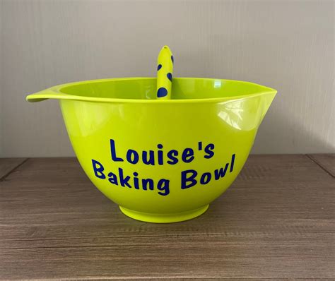 Personalised Mixing Bowl With Spout and Handle/baking - Etsy