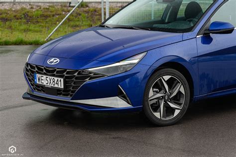 Hyundai Elantra 2023 CVT - TEST. Sporo zalet przykrytych solidną wadą ...