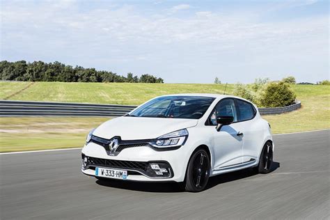 Renault Clio-RS-Trophy-_-4 (14) – Automais