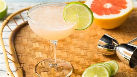 Hemingway Daiquiri Cocktail Recipe | Cocktail Society