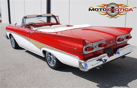 1958 Ford Fairlane | Motoexotica Classic Cars