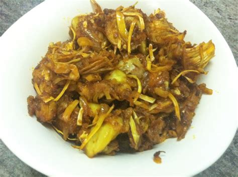 Indian-Style Kathal ki Sabzi (Raw Jackfruit Curry) Recipe - Delishably