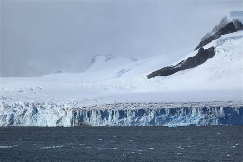 Icy Landscape in Antarctica Stock Photo - Image of frigid, explorer: 17814718