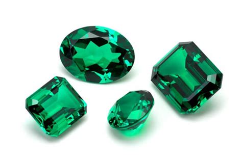 May Birthstone Spotlight: Emerald - Lavalier Jewelry Insurance