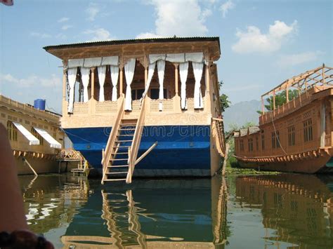 Houseboat in Moored in Dal Lake-16 Stock Image - Image of architecture ...