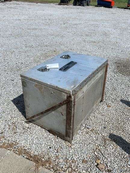 ProTech Side Mount Aluminum Tool Box - Langham Auctioneers