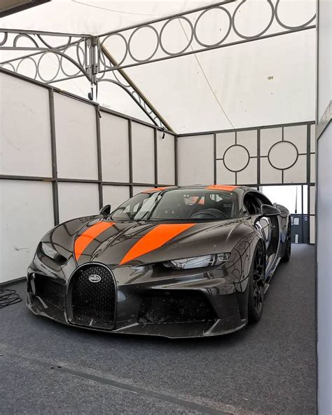 Chiron Super Sport (With images) | Super cars, Sport cars, Sports cars luxury