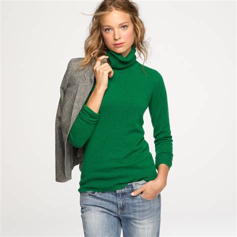 J.Crew Cashmere Turtleneck Sweater in Green | Lyst