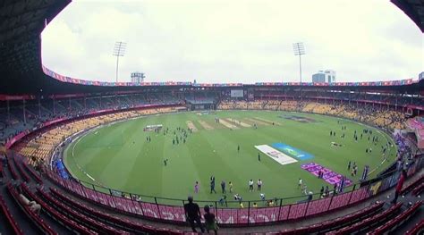 M Chinnaswamy Stadium Bangalore Ground Stats For NZ vs SL World Cup ...