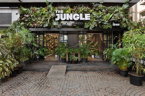 This retail store resembles a foliage hub in an urban jungle ...