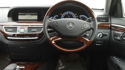 MercedesBenz-S-class-2013-S500-L-Interior Car Photos - Overdrive