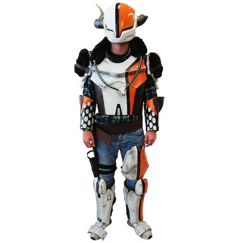 The bloodhound costume from the game Apex Legends, costumes from Destiny, Star Wars, Overwatch ...