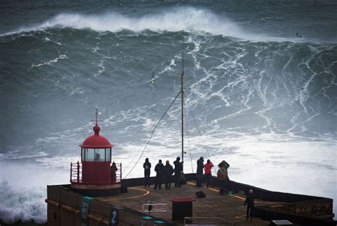 Surfers Are Risking Their Lives To Ride These Insanely Big Waves In ...