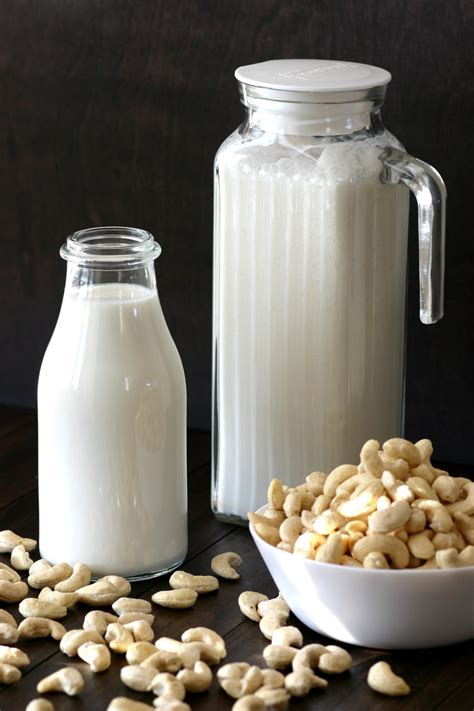 Homemade Cashew Milk and Cashew Cream | Lands & Flavors