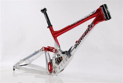 Banshee Legend MKII (2010) Frame - Reviews, Comparisons, Specs - Mountain Bike Frames - Vital MTB