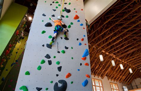 1st Public Rock Climbing Wall Unveiled At Renovated Glen Canyon Rec