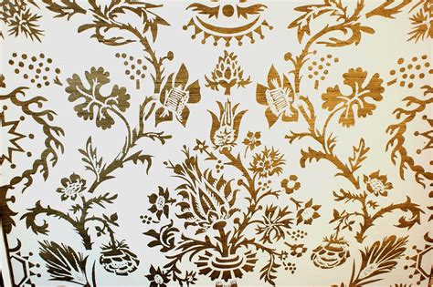 VINTAGE BALMORAL Hand Print Wallpaper Metallic by SandpointLife