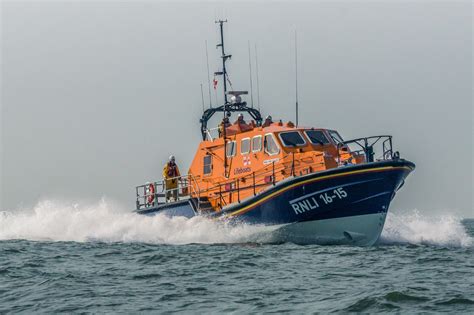 Shoreham RNLI lifeboats rescue man after his fishing vessel sinks | RNLI